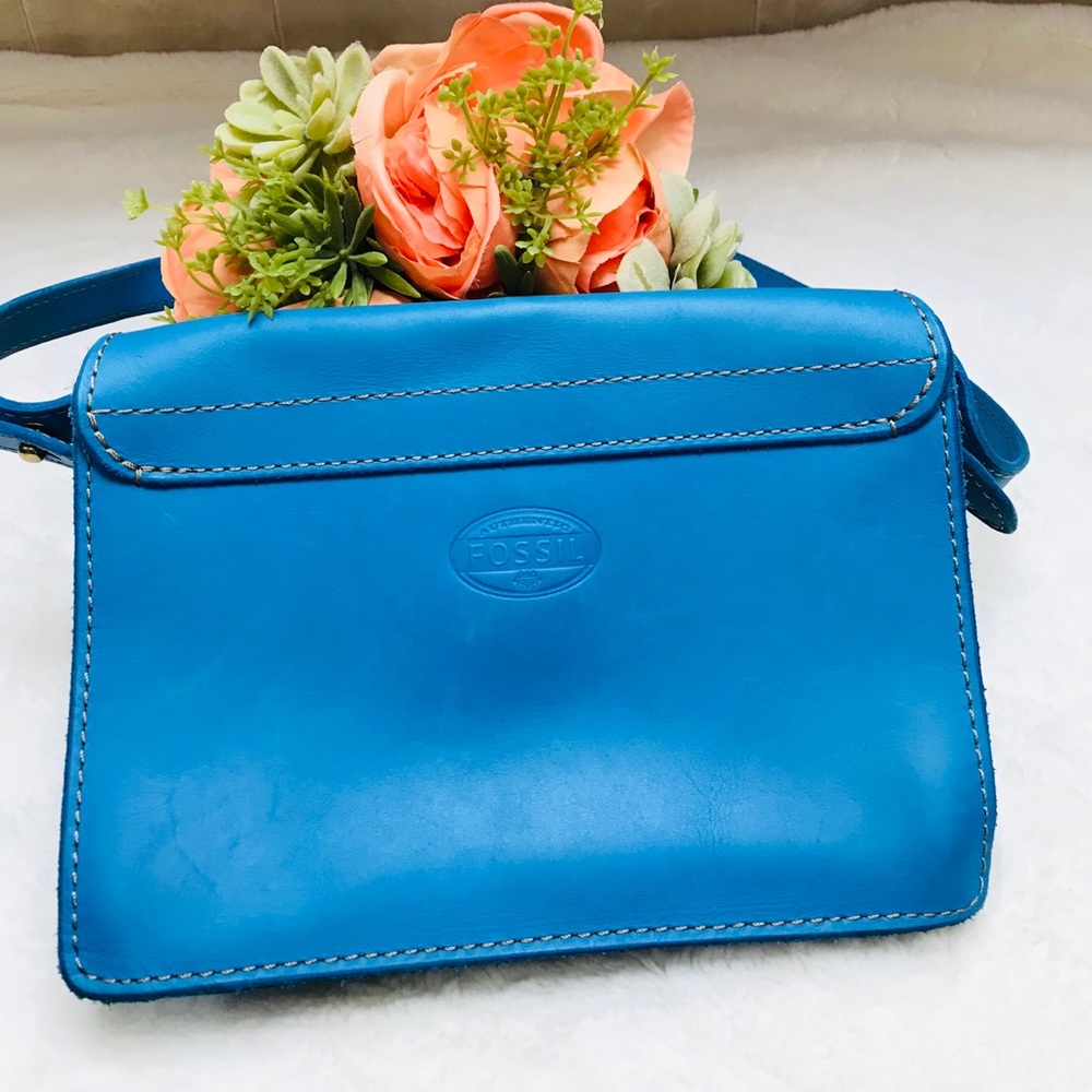 Fossil Blue Cowhide Leather Top Flap Handbag - Picture 3 of 8